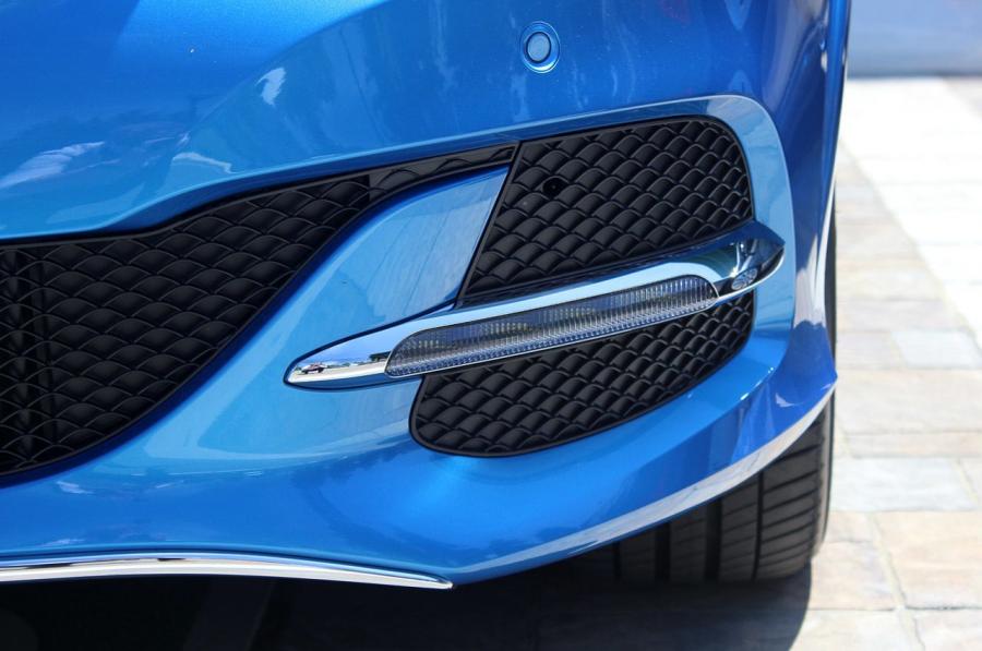  Mercedes-Benz B-Class Electric Drive 2014 года  (US) (фото 2 из 59)